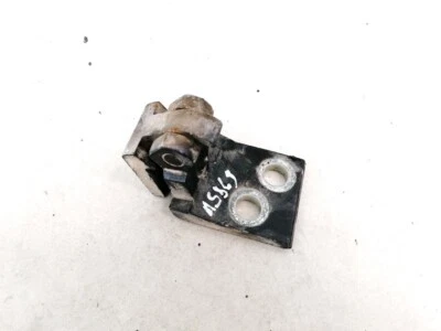 Bisagra puerta delantera Volkswagen Golf 1995 usada, genuina #1167185-10 Foto 1 de 4