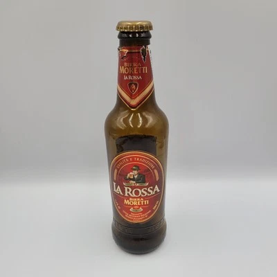 Пустая пивная бутылка Birra Moretti La Rossa с крышкой — итальянская коллекционная - Изображение 1 из 4