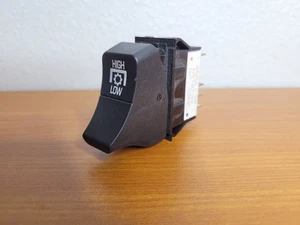 Genuine KENWORTH SWITCH P27-1173-079 High / Low (NEW TAKE OFF)  - Picture 1 of 4