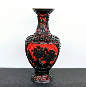 Antique Vinatge Chinese CARVED RED & Black CINNABAR LACQUER Brass Vase - Picture 1 of 8