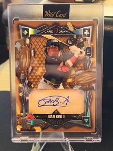 2024 Wild Card 5 Card Juan Brito 1/1 Auto Gold Poker Chips - Picture 1 of 2