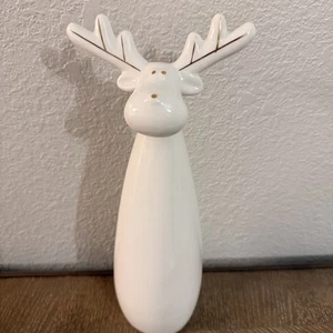 New Cream & Gold Ceramic Reindeer Table Top Figure - Picture 1 of 3