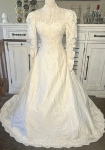 Vintage 100% Silk A-Line High Neck Lace Pearl Sequin Wedding Dress Matching Veil - Picture 1 of 24
