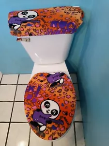 JUEGO DE TAPA DE ASIENTO DE INODORO Y TAPA DE TANQUE ROCK STAR PANDA polar - Imagen 1 de 1