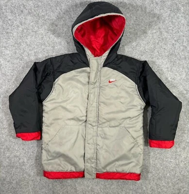 Chaqueta Nike Juvenil 7 Roja Negra Gris Reversible Nylon Exterior Activo Swoosh Logo Foto 1 de 4