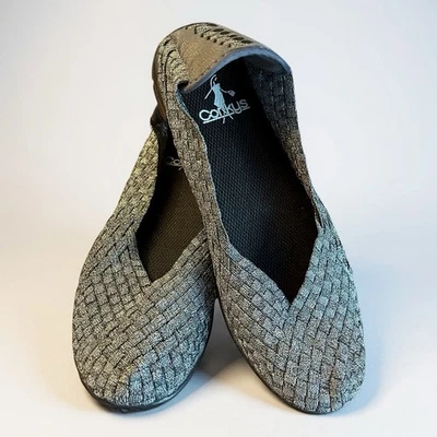 Corkys Women’s Ballet Flats 6 Metallic Silver Gray Black Fabric Pull Out Footbed - Image 1 of 4