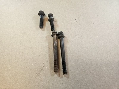 Ford F250 F350 1992-1994 7,3 IDI bomba de inyección cubierta pernos de montaje Foto 1 de 2