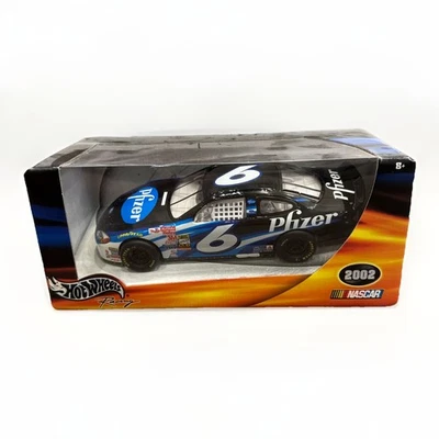 Mark Martin #6 Pfizer Ford 2002 1:24 diecast Hot Wheels carreras NASCAR sellado nuevo Foto 1 de 2