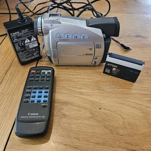 Canon DM-MV600 Mini DV Digital Video Camcorder Charger Tape Remote - Tested - Picture 1 of 13