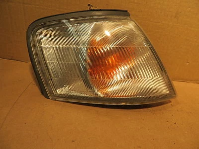 INFINITI G20 G 20 99 00 01 02 1999-2002 LUZ DE CANTO PASSAGEIRO DESTRO DIREITO FABRICANTE DE EQUIPAMENTO ORIGINAL - Imagem 1 de 2