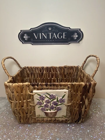 Vintage 8x10 Wicker Basket W/Ceramic Flower Motif Tile Handle & Front Panel Nice Cover