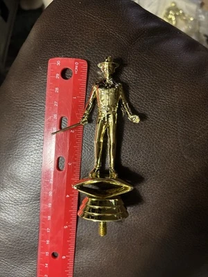 Trophy Cake Topper 塑料无底座 5 英寸“walkin Tall”1 锡士兵比利杰克复古 — 第 1/4 张图片