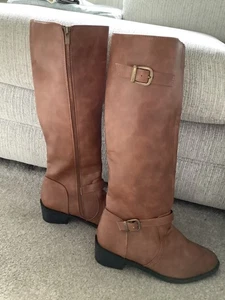 Brown Tanned Shin High Boots,  Size 6,  Brand New Never Warn, Unwanted Gift - Picture 1 of 7