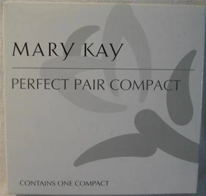 Mary Kay Perfect Pair Compact One Compact new in box, light pink - Picture 1 of 1