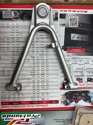 Yamaha Warrior 350 1987-1988 brazo en A delantero superior derecho YFM350X Foto 1 de 2