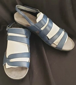 New Baretraps JENIFER Sandals Navy Blue Slingback Comfort Shoes Women's 11 M - Picture 1 of 7