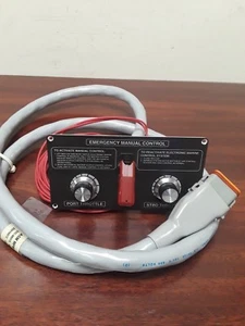 Detroit Diesel 23519572, Emergency Manual Control Panel - Picture 1 of 5