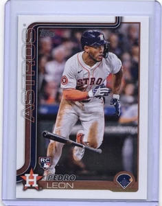2025 Topps Pedro Leon #30 Houston Astros - Picture 1 of 2