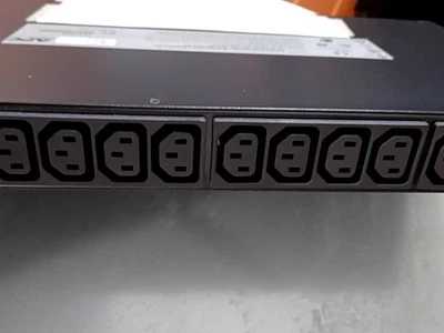 APC AP4421 230V 10A Automatic Transfer Switch，1U - Image 1 of 3