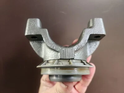 Piñón diferencial yugo trasero 8,8" Ford Spicer Bronco F150 original restaurado Foto 1 de 4