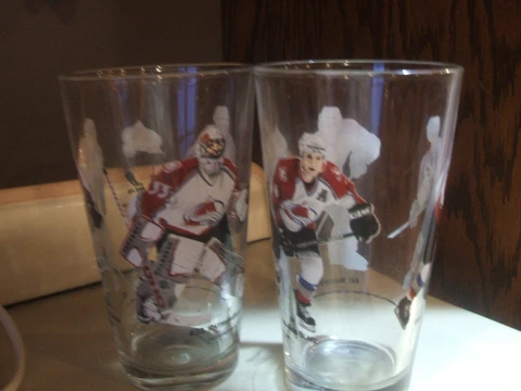 Colorado Avalanche Arby's hockey glasses 2 of them Skoula heouk Cover