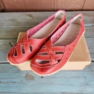 Cowhide Leather Loafer Sandals Womens 10 Red Orange Flats Comfort Walking NEW - Picture 1 of 8