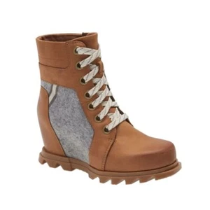 NWOT SOREL Joan Of Arctic Wedge III Lexie Bootie Taffy/Gum Ankle Boot SZ 6 or Y5 - Picture 1 of 14
