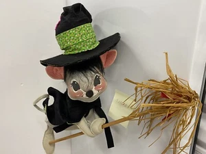 ANNA LEE WITCH MOUSE ON BROOM HALLOWEEN 19 Inches 1980'S Excellent Vtg - Picture 1 of 11