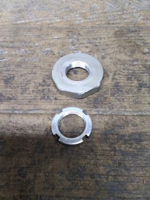 Juego de 15 tuercas de triple árbol Buddy 125cc 2015 genuinas vástago de dirección para scooter BR-689 Foto 1 de 4