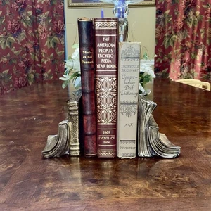 Vintage Solid Brass Bookends PM Craftsman Scrolled Leaf Books - Picture 1 of 4