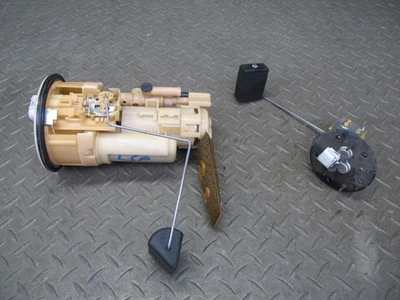 04-06 LEXUS UCF30L LS430 BOMBA DE COMBUSTIBLE SENSOR DE NIVEL UNIDAD DE ENVÍO CONJUNTO OEM Foto 1 de 4