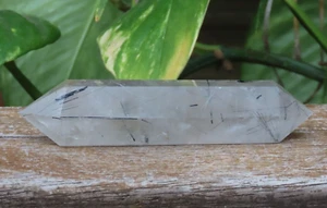 Black Tourmaline in Quartz Crystal Double Terminated Point 69 Grams 100mm Long - Imagen 1 de 8