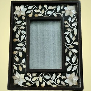 Mother of Pearl Inlaid Floral Garland Design Brown Wooden Photo Frame 4” X 6” - Picture 1 of 16
