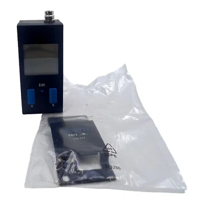 Festo SDE1-V1-G2-W18-C-PU-M8 Pressure Sensor 192766 1bar 15 … 30V Dc - Image 1 of 4