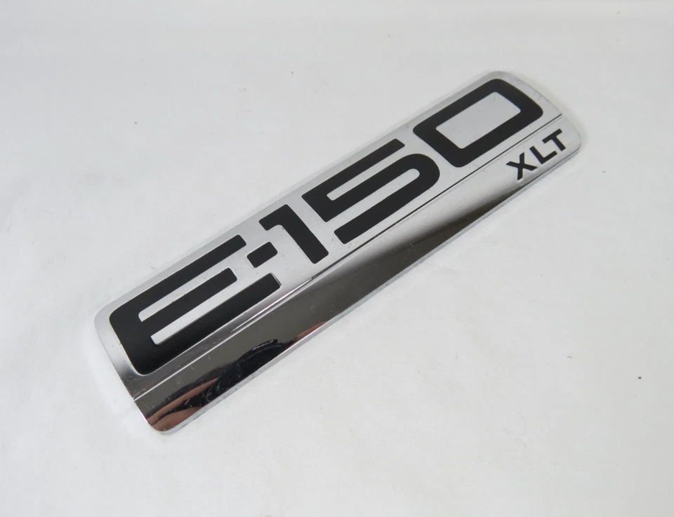 Ford E150 XLT 2010-2014 emblema puerta trasera placa de identificación cromada logotipo original OEM Foto 1 de 4