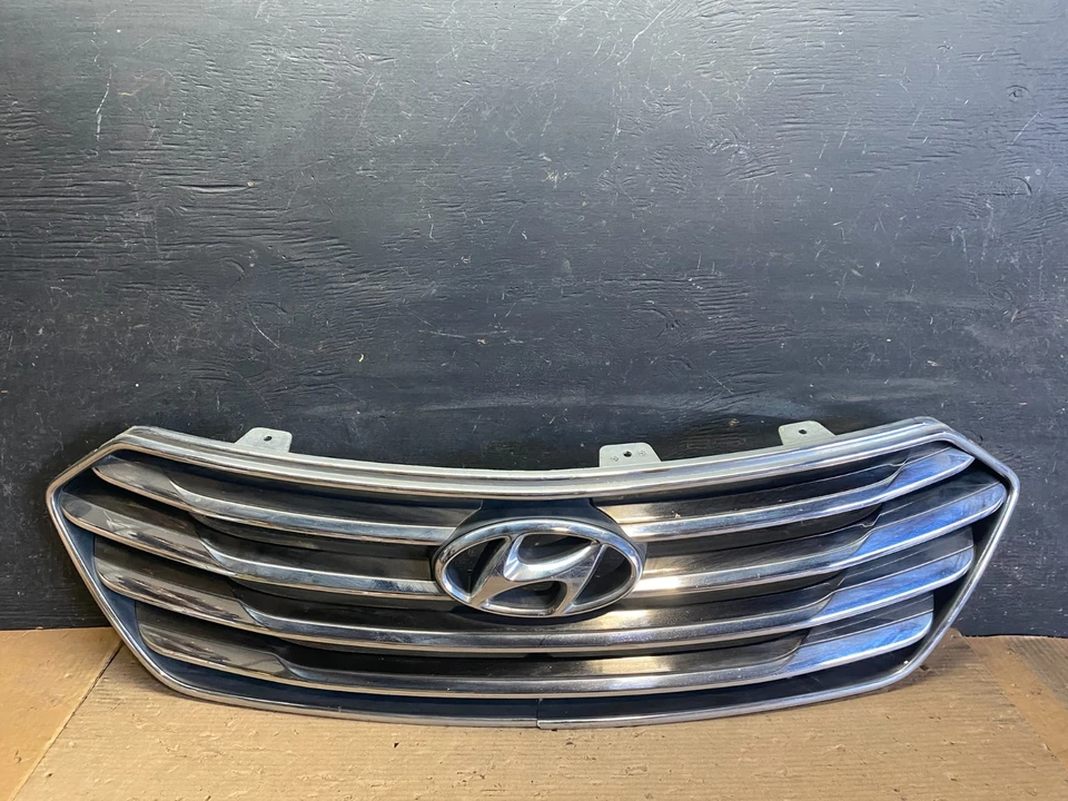 Parrilla superior delantera Hyundai Santa Fe 2013 a 2016 OEM S3378 DG Foto 1 de 4