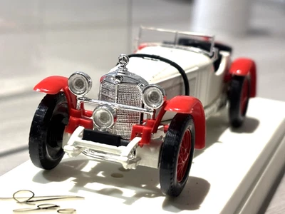 Modelo Mercedes SSKL 4004 fundido a presión Solido en Corgi escala 1,43 COMO NUEVO SIN USAR, EN CAJA A6 Foto 1 de 4