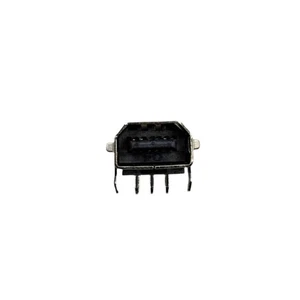 EXT Link Port Connector for Game Boy Color / Game Boy Pocket - Picture 1 of 3
