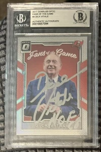 2017 Panini Optic PRIZM DICK VITALE 🔥SILVER Auto🔥 ESPN HOF LEGEND NCAA BABY! - Bild 1 von 10
