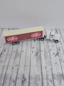 Vintage Ertl 1/64 Trucks Of The World International 4300 Eagle Dr Pepper Semi - Picture 1 of 5