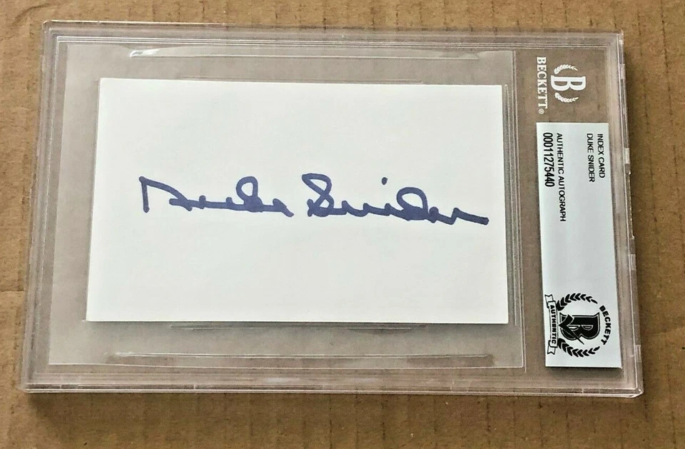 DUKE SNIDER SIGNED 3X5 INDEX CARD BECKETT CERTIFIED BROOKLYN DODGERS - Image 1 of 1