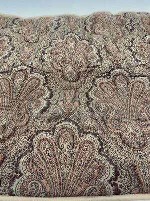 Almohada de cachemira acolchada de algodón Pine Cone Hill Madison Euro Sham Foto 1 de 4