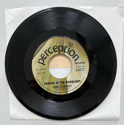 King Harvest Dancing in the Moonlight / Marty and the Captain 45 RPM Record Foto 1 de 2