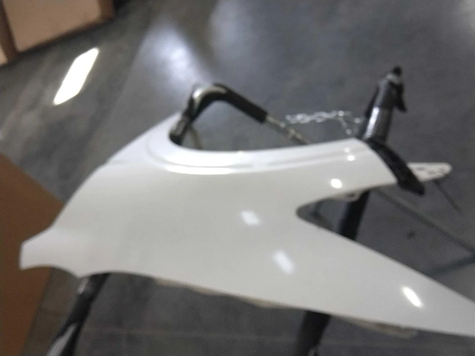 Guardabarros delantero izquierdo usado se adapta a: Honda Crosstour 2010 delantero izquierdo grado A Foto 1 de 4