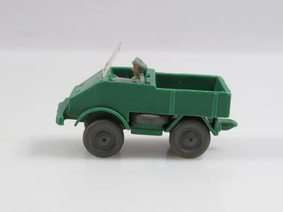 1:87 Wiking Unimog U411 grün 1955 T37 mit Fahrer (grau) - Bild 1 von 4