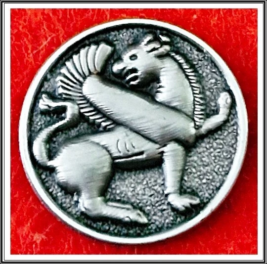 Israel Army IDF Intelligence Corps Persian Language Course lapel pin badge - Image 1 of 1