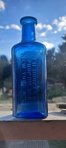 5.75" cobalt blue W H Hooker Ackers English Remedy for the lungs MEDICINE BOTTLE - Picture 1 of 8