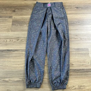 Nike Icon Clash Rosebud Oversized Mid-Rise Parachute Jogginghose Medium Floral - Bild 1 von 15