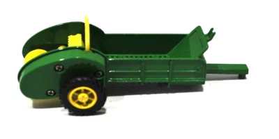 Esparcidor de estiércol John Deere ERTL de juguete vintage 1992 fundido a presión. Farm Country Foto 1 de 4
