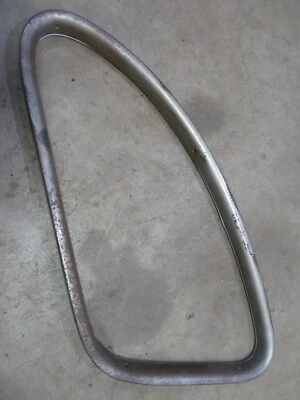 Chevrolet Fleetmaster 1947 2 puertas interior de coche cuarto ventana adorno DR Foto 1 de 2